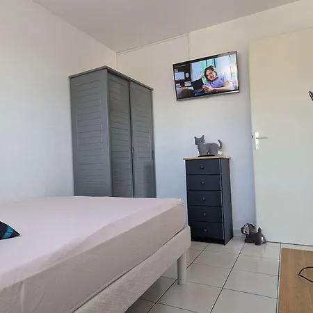 Avec Piscine - 2 Pers. - Fr-1-387-234